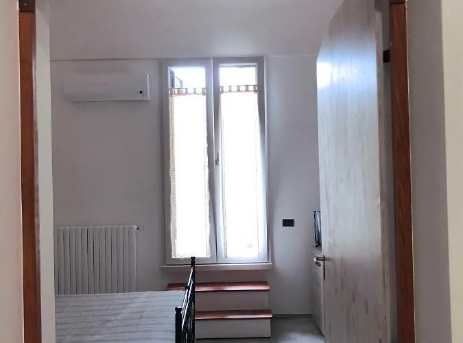 1562 La Casetta Nel Borgo アルタムラ