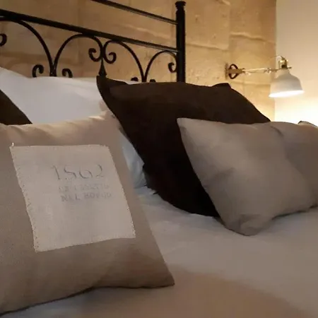 1562 La Casetta Nel Borgo Bed & Breakfast Altamura
